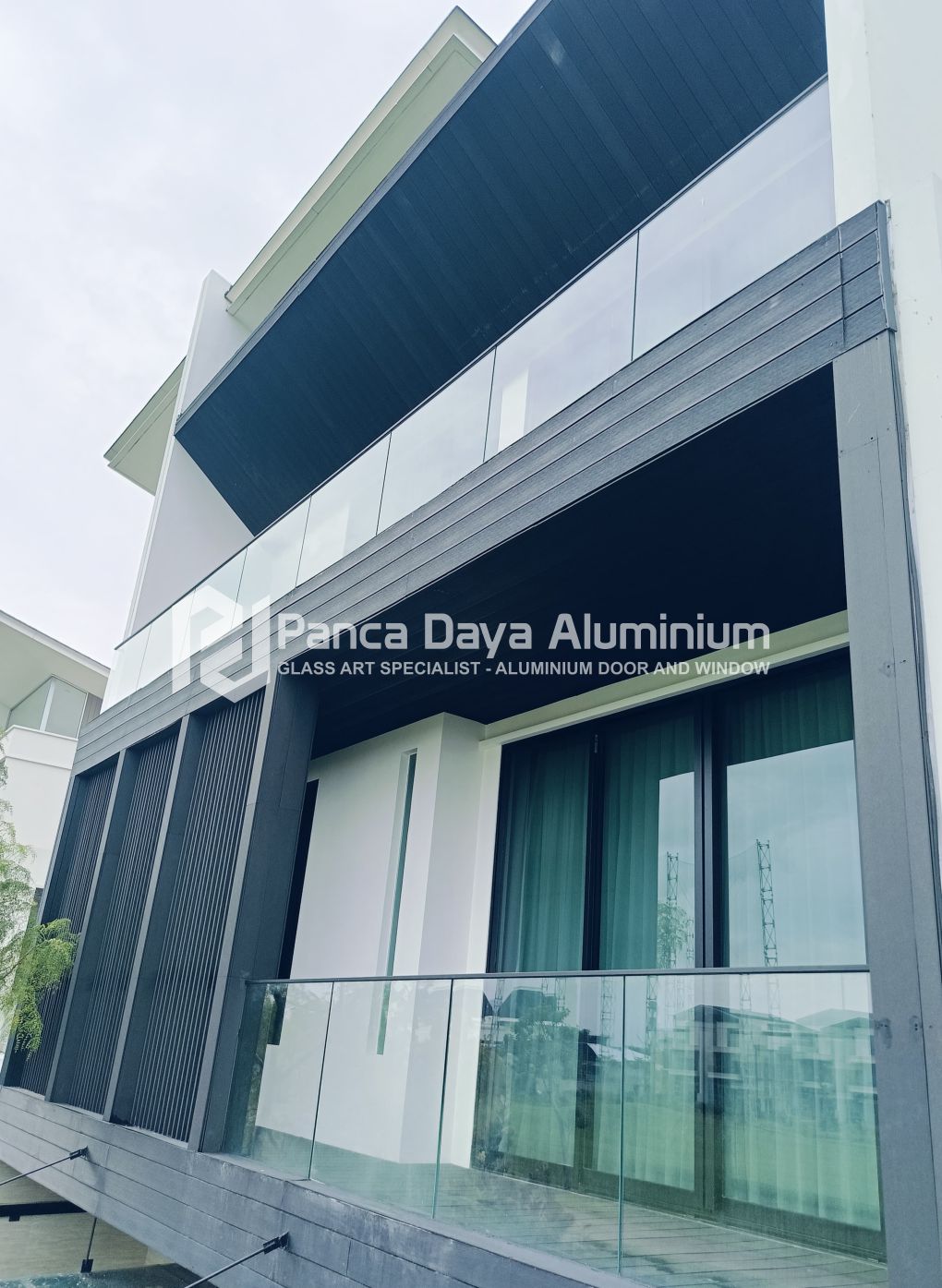 kaca tempered 12mm railing tangga
railing tangga kaca tempered masa depan
kekuatan kaca tempered railing tangga
desain railing tangga kaca modern
kaca tempered untuk masa depan
railing tangga minimalis kaca tempered
inovasi railing tangga kaca
keamanan dan estetika kaca tempered 12mm
pemasangan railing tangga kaca tempered
railing tangga kaca untuk rumah modern