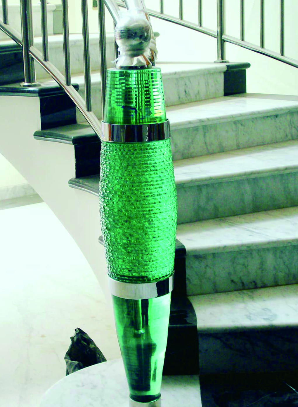 seni kaca susun sirih